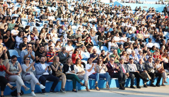 DEÜ’lü öğrenciler akademik yılın ilk dersini yaptı