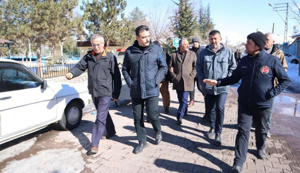 Dikili Belediye Başkanı Kırgöz'den deprem bölgesine ziyaret