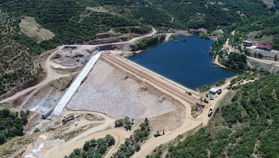 Tire'deki Develi Barajı 1420 dekar araziye su verecek