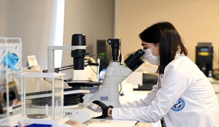 Ege Üniversitesinde geliştirilen Kovid-19 DNA aşısında insan deneyi aşamasına gelindi