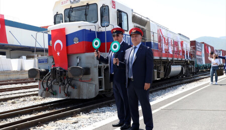 Manisa OSB Lojistik Merkezi'nden 11 bin 501'inci yük treni törenle uğurlandı