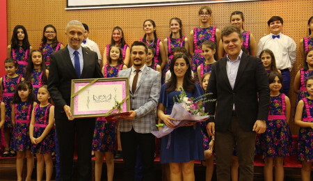 Simav Belediyesi Çocuk Korosu dönem sonu konseri gerçekleştirildi