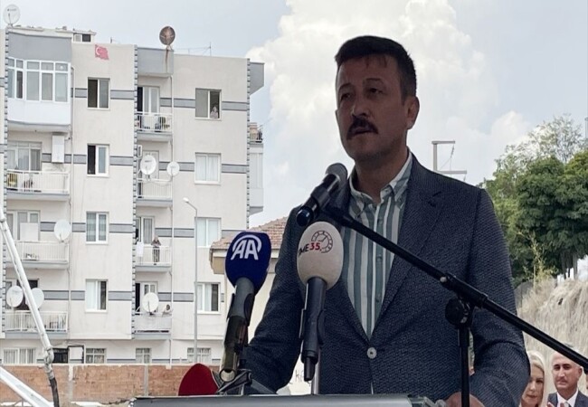 AK Parti'li Dağ, İzmir'de kütüphane temel atma törenine katıldı