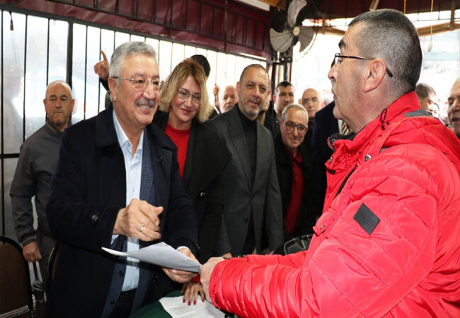 Gaziemir Sarnıç'ta 2B arazilerindeki tapu sorunu çözülüyor