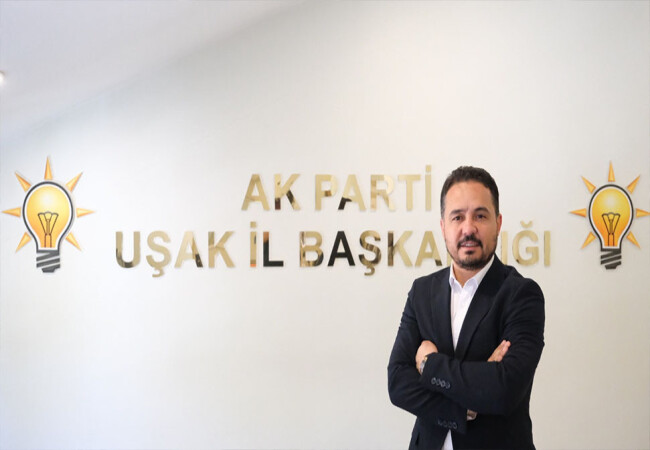 AK Parti Uşak İl Başkanı Yaşar: "Yenilendikçe güçlenen bir dava hareketiyiz"