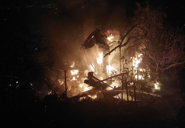 Kemalpaşa'daki yangın evi kül etti